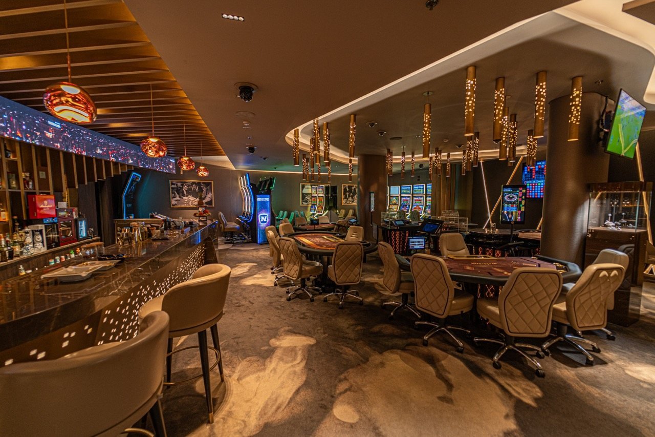 The bar of Grand Casino Tirana