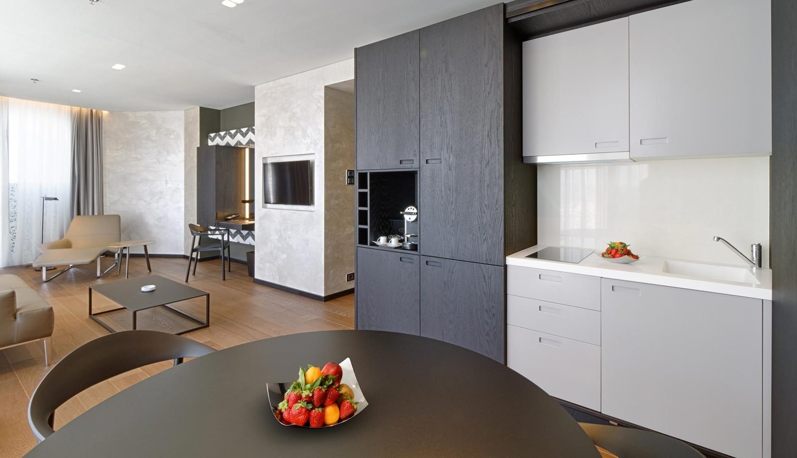 Serviced apartment with its own kitchenette